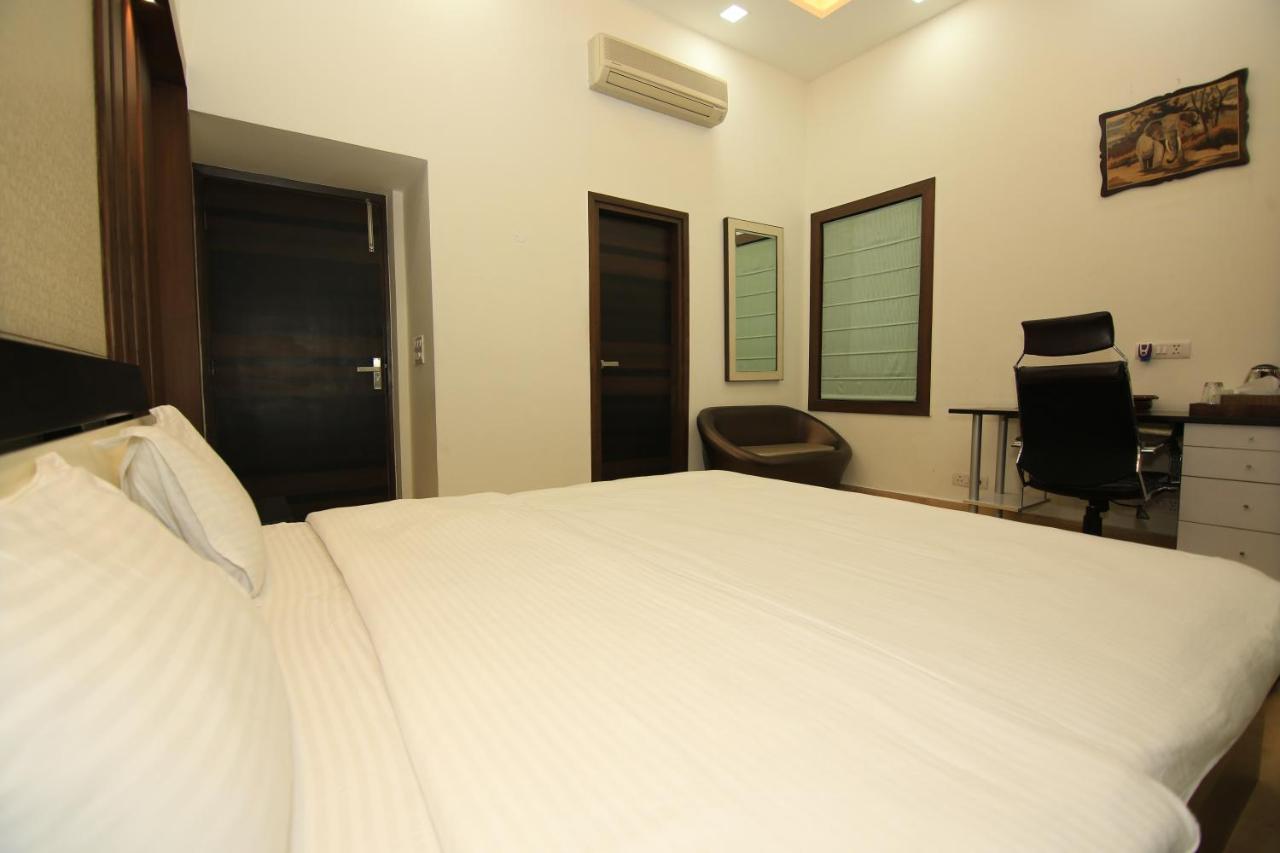 Avanti Tenantry-Luxurious Service Apartments Neu-Delhi Exterior foto