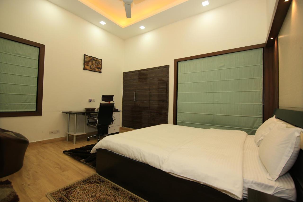 Avanti Tenantry-Luxurious Service Apartments Neu-Delhi Exterior foto